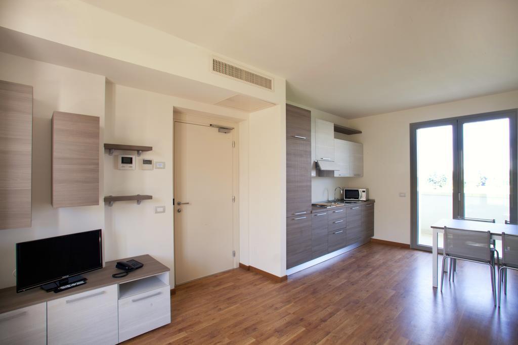 Residence Le Querce Cernusco Sul Naviglio Oda fotoğraf