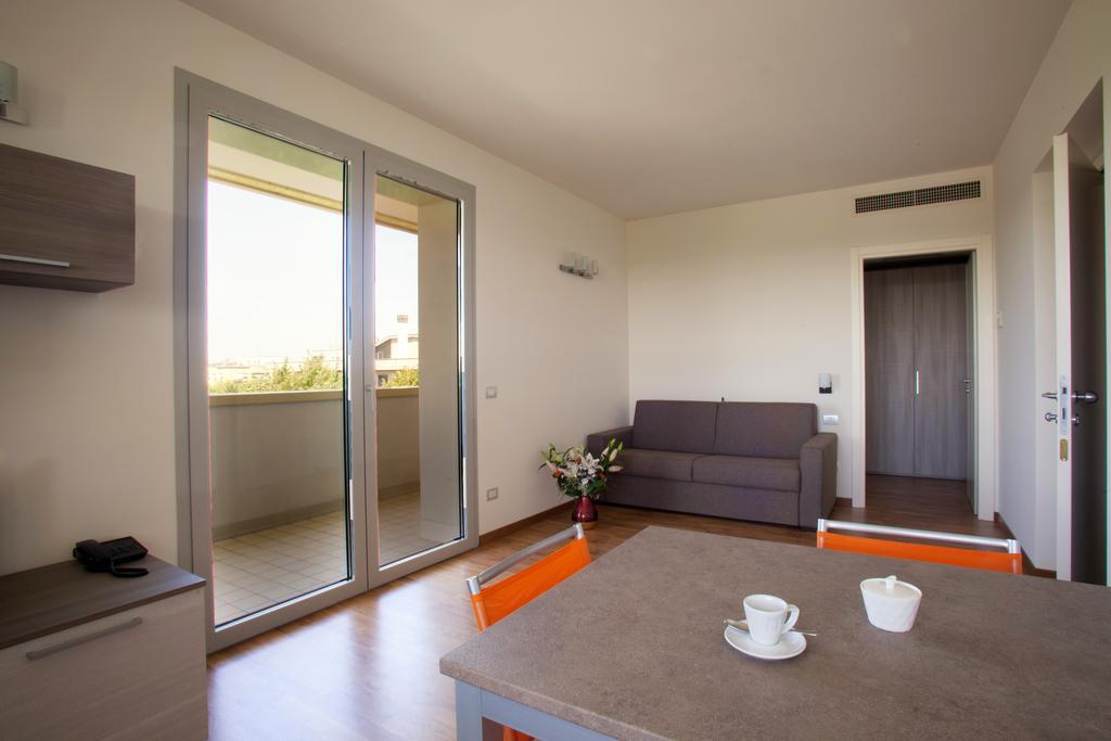 Residence Le Querce Cernusco Sul Naviglio Oda fotoğraf
