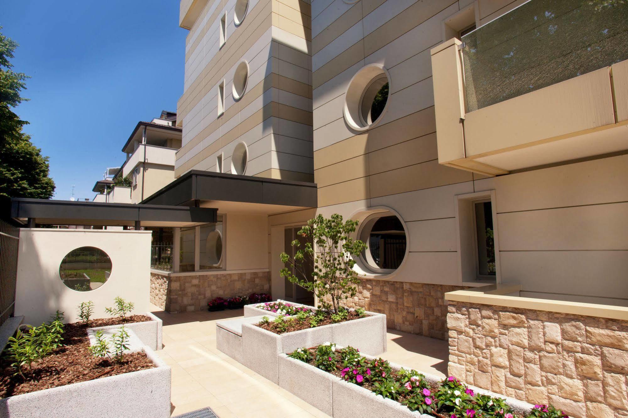 Residence Le Querce Cernusco Sul Naviglio Dış mekan fotoğraf