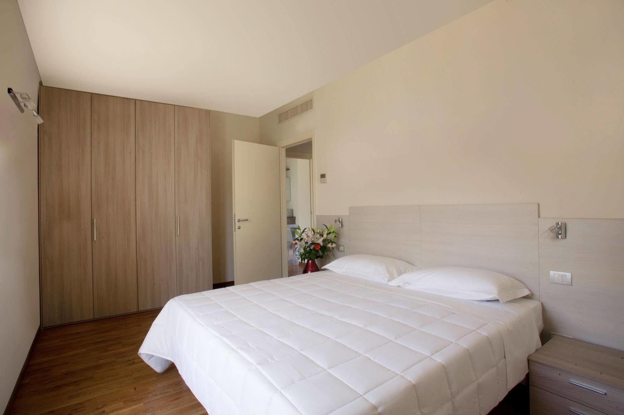 Residence Le Querce Cernusco Sul Naviglio Dış mekan fotoğraf